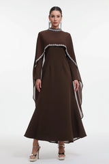 Nadine Zarif, Özel Tasarım, Uzun Kollu, Taşlı File Pelerinli Kahverengi Maksi Elbise