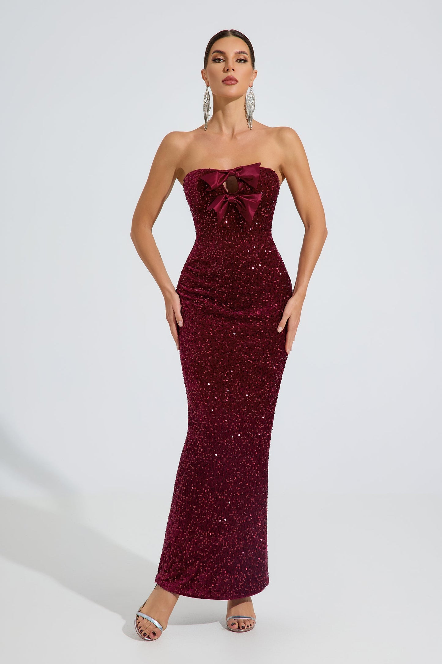 Rosamere Ruby Payetli Kemer Straplez Maxi Elbise