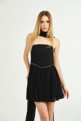 Nadine Süslüli Pileli Elbise