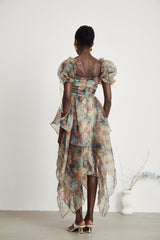 Alira Çiçek Desenli Bağcıklı Midi Elbise