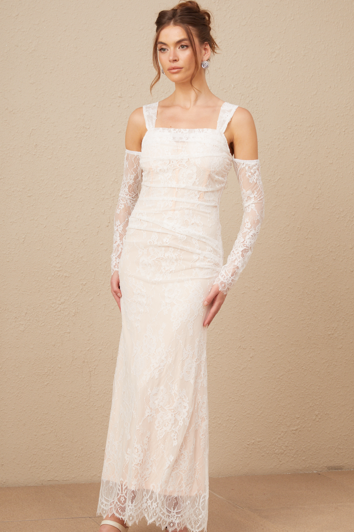 Adele Reglan Kollu Çiçekli Dantelli Maksi Elbise