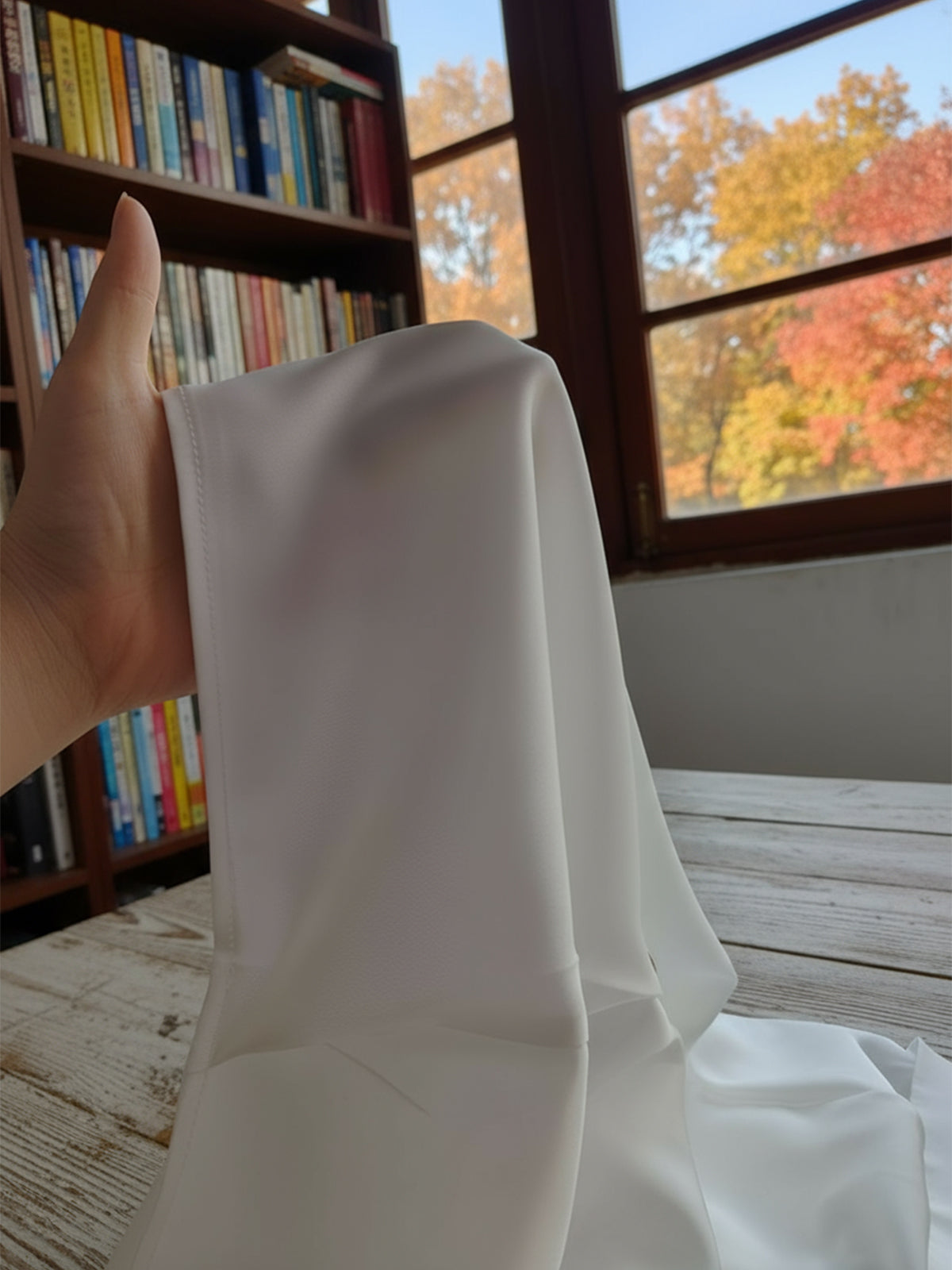 Düz Renk Kısa Kollu Yakalı Düğmeli Bluz