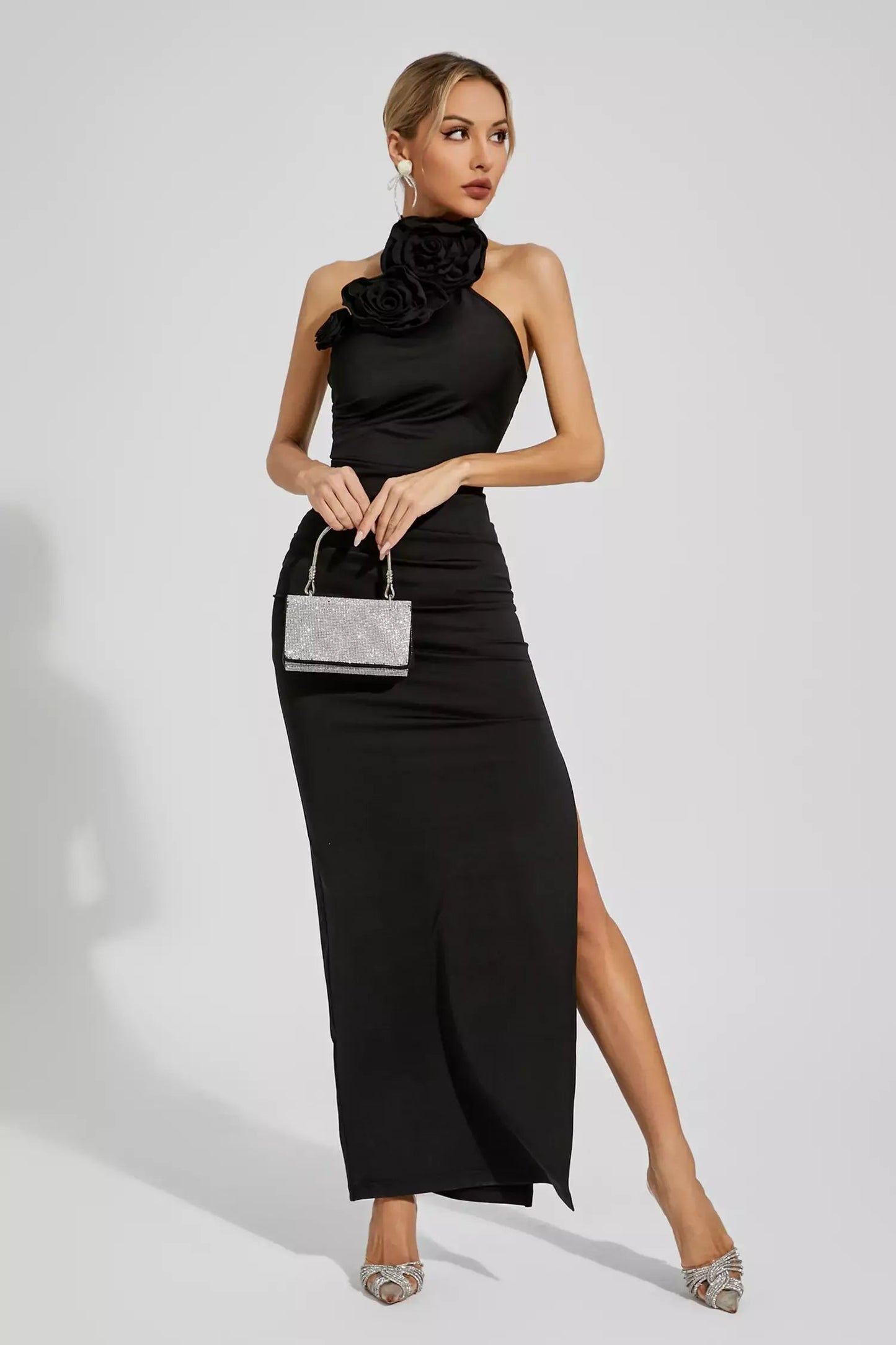 Natalie Kırmızı Çiçekli Fırfırlı Halter Maxi Elbise