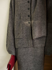 Düz Düğmeli Kazak Etek Takımı Eşleşen Eşarp ile