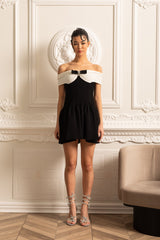 Kontrast Büstiyer ve Fiyonklu Şık Omuz Açık Mini Elbise