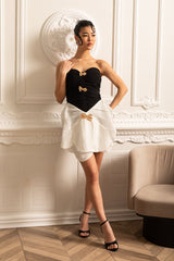 Kontrast Büstiyer ve Fiyonklu Şık Omuz Açık Mini Elbise