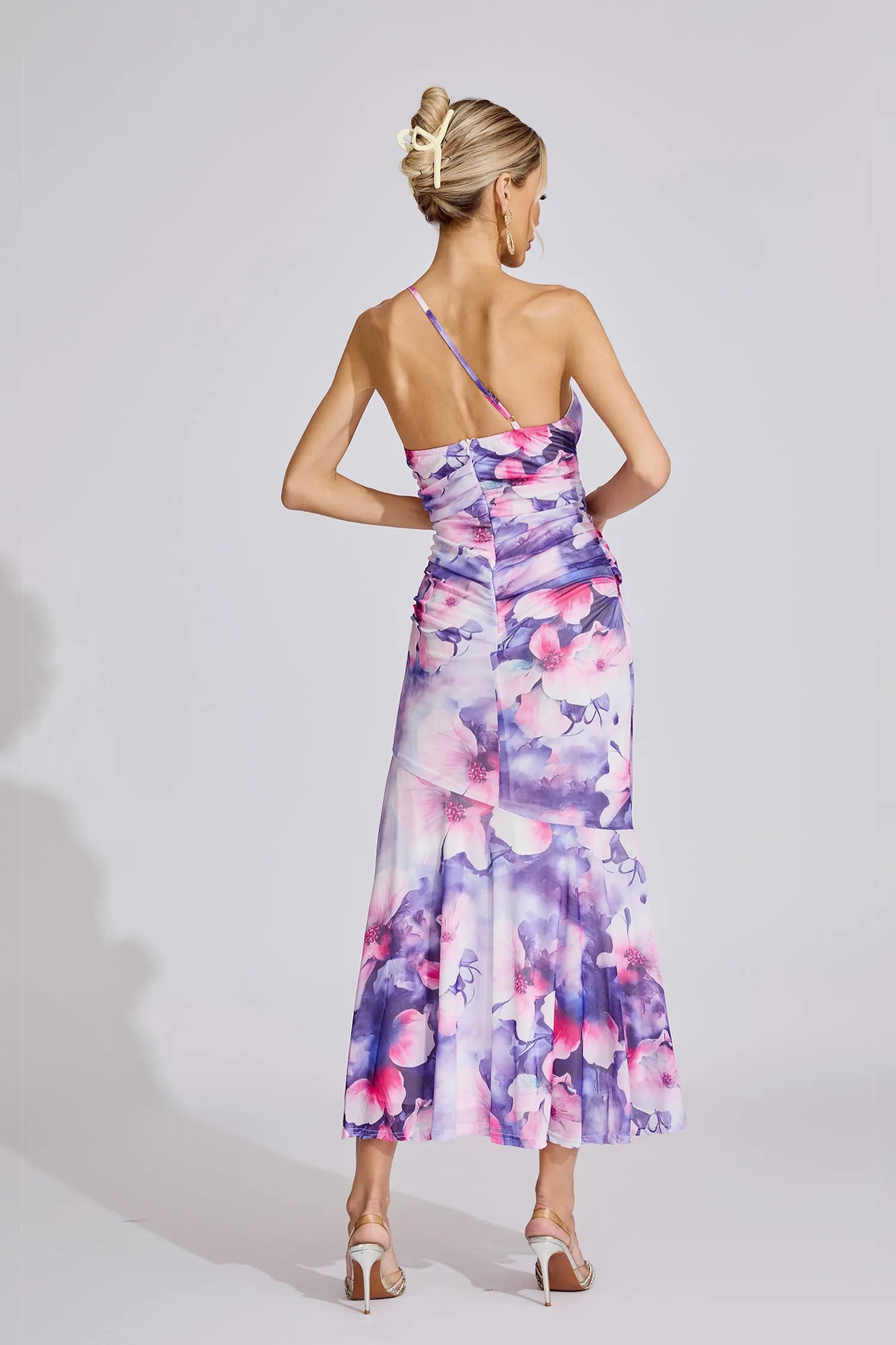 Tehani Mor Off-Shoulder Maxi Elbise