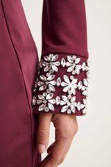 Saten Sarma Etekli ve Süslemeli Manşetli Yıldızlı Bordo Yüksek Yaka Maxi Elbise